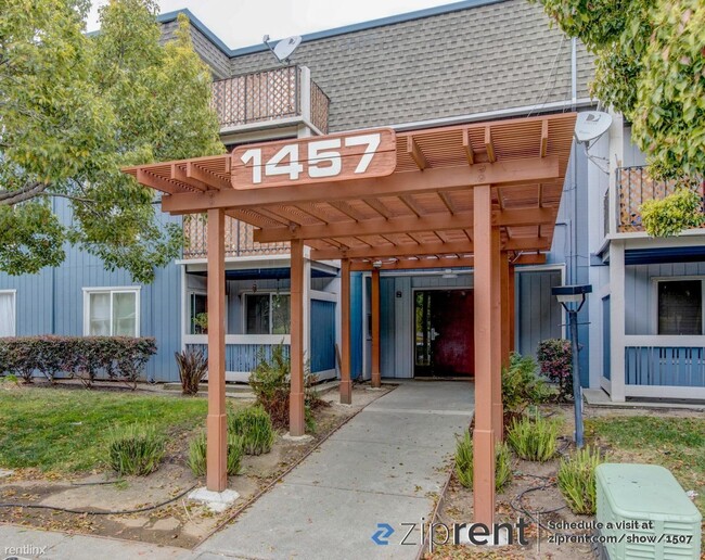 Building Photo - 1 br, 1 bath Condo - 1457 N Camino Alto, V...