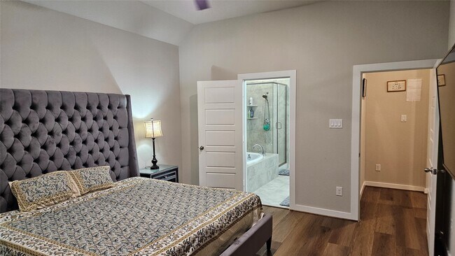 Building Photo - 18218 Bluebird Br Ln