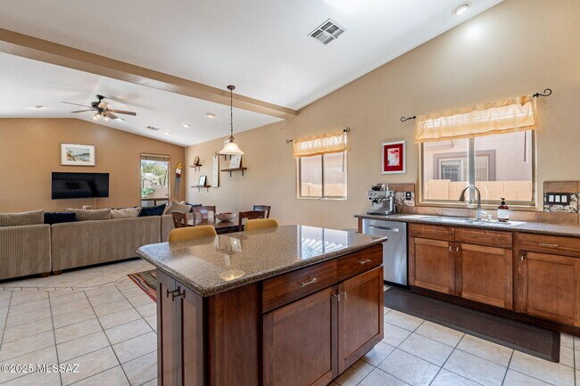 Building Photo - 11372 N Twin Spur Ct