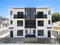 Building Photo - 6700 Kester Ave