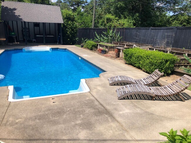Building Photo - ?1510 Hilton Avenue Columbus, GA 31906 - A...