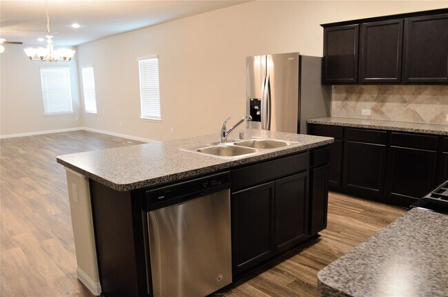 Building Photo - 3722 Bright Moon Ct