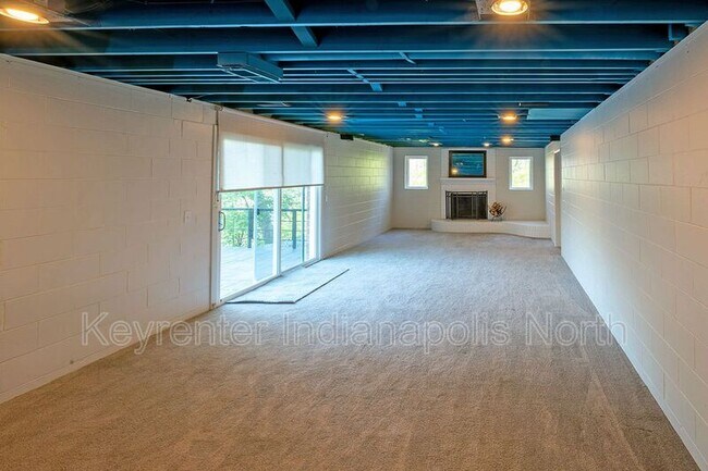Building Photo - 10120 Spring Mill Rd