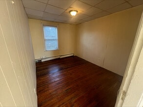 Building Photo - 310 Hawkins St