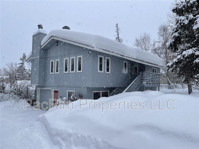 Building Photo - 13100 Lupine Rd