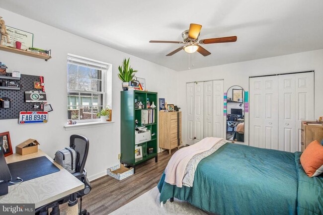 Building Photo - 117 Green Ln