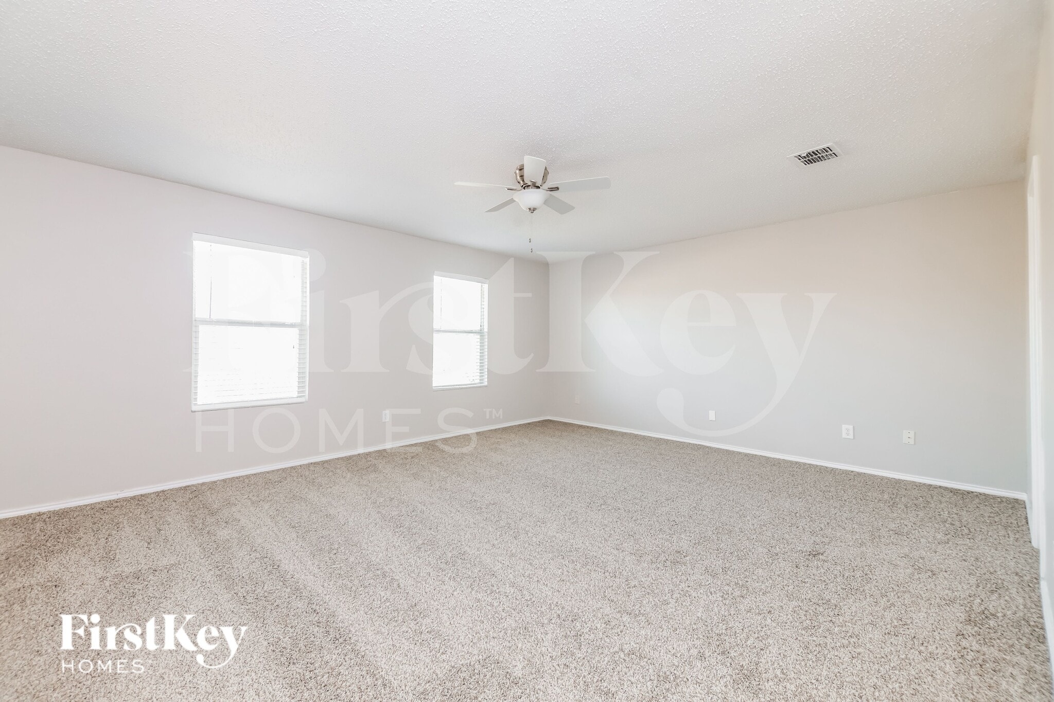 Building Photo - 4519 Green Meadow Dr