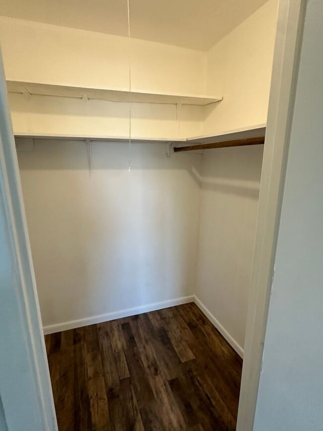 Building Photo - 2 Bedroom Townhome for RENT - WEST END BEAUMONT