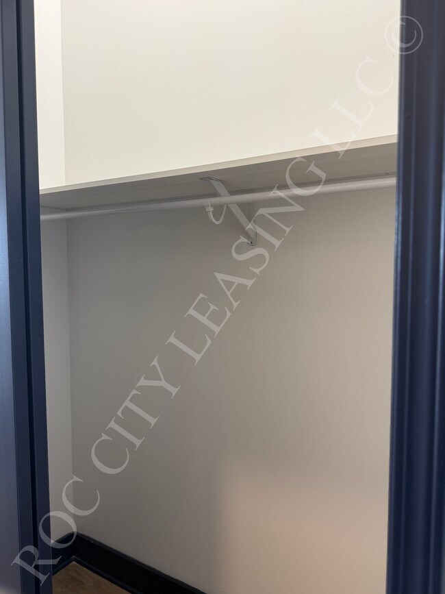 Building Photo - 151 St Paul St