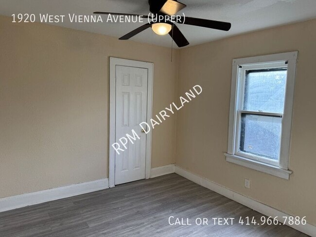 Building Photo - 1920 W Vienna Ave