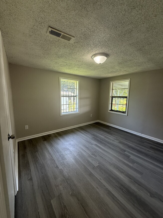 Building Photo - 9720 Westfield Pl
