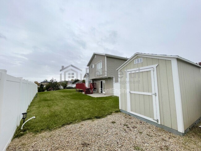 Building Photo - 6975 Kokopelli Ct