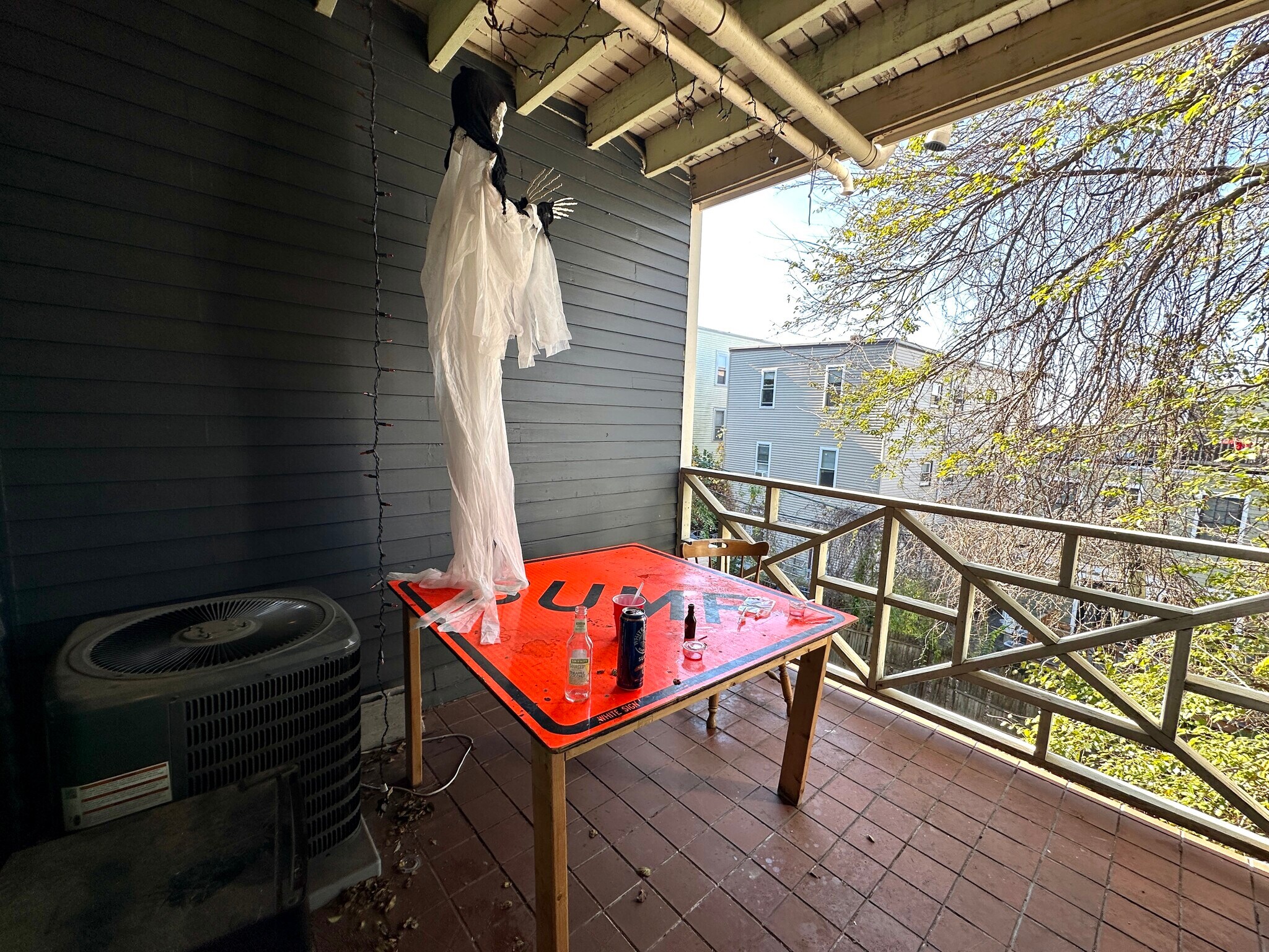 Building Photo - 5 Sachem St