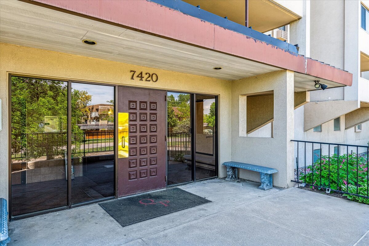 Building Photo - 7420 E Quincy Ave