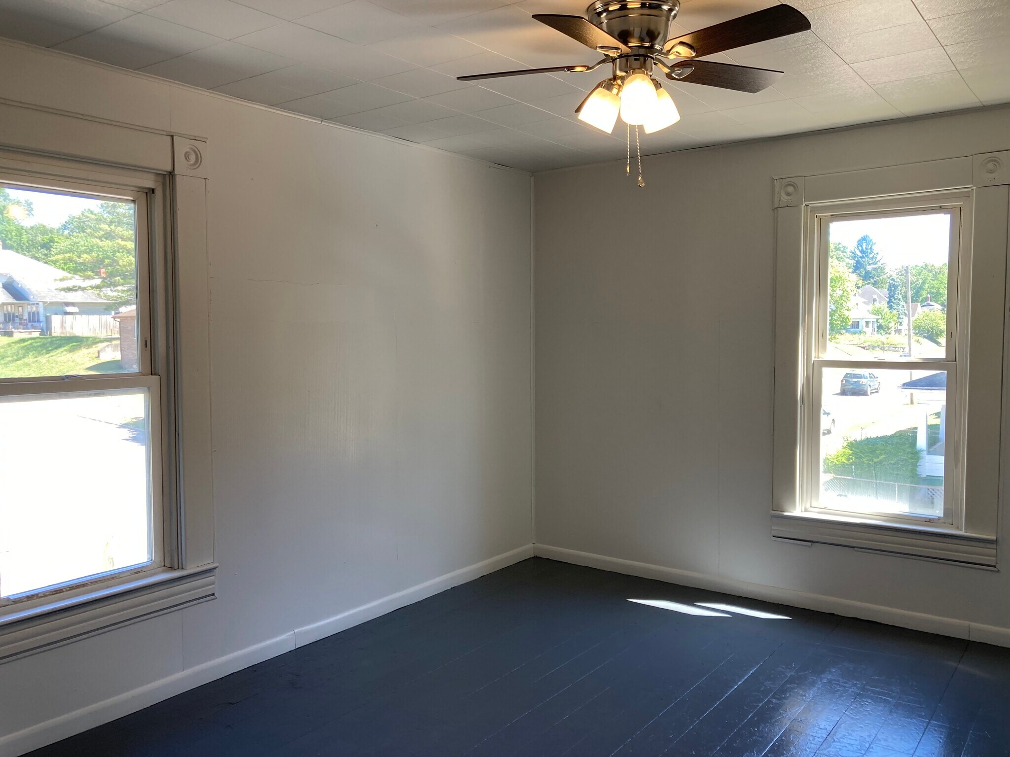 Bedroom second floor - 223 S Western Ave