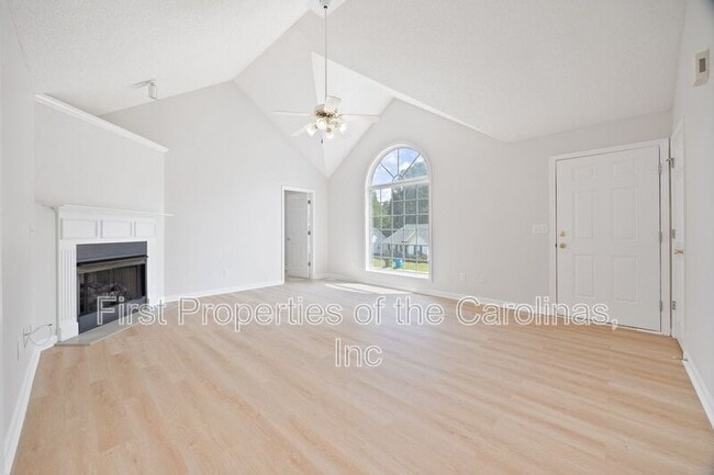 Building Photo - 104 Webbs Mill Dr