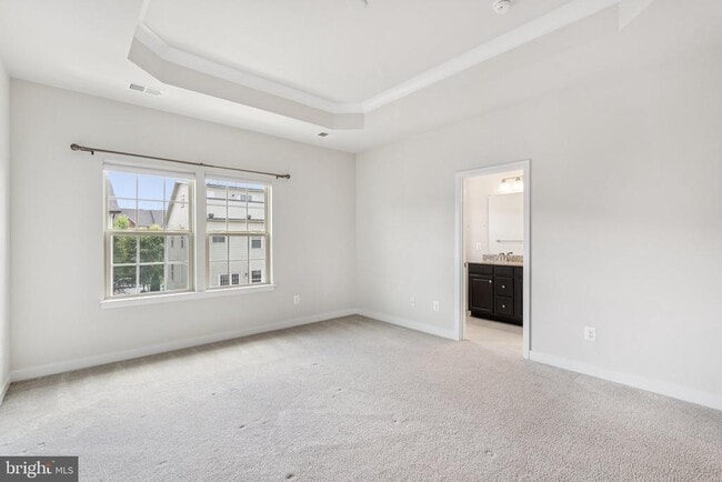 Building Photo - 2138 Hemlock Bay Rd