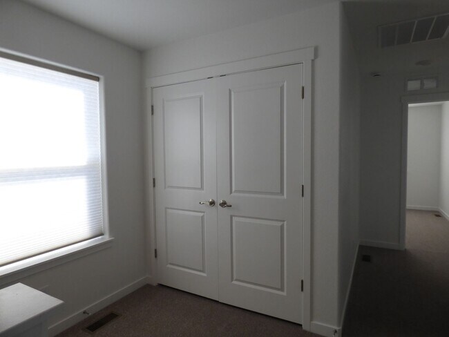 Building Photo - Maintenance Free, Brand New Construction