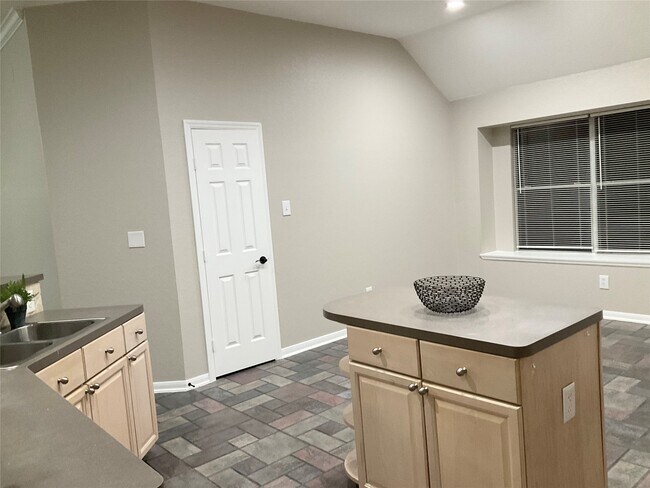 Building Photo - 43 N Merryweather Cir