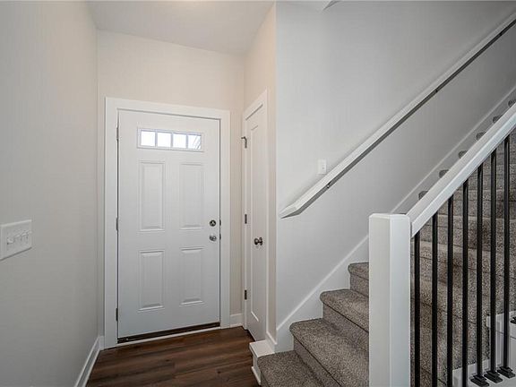Building Photo - 9611 Turnpoint Dr