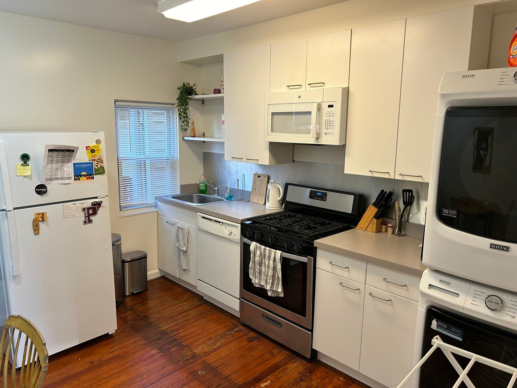 Building Photo - 3005 Huntingdon Ave
