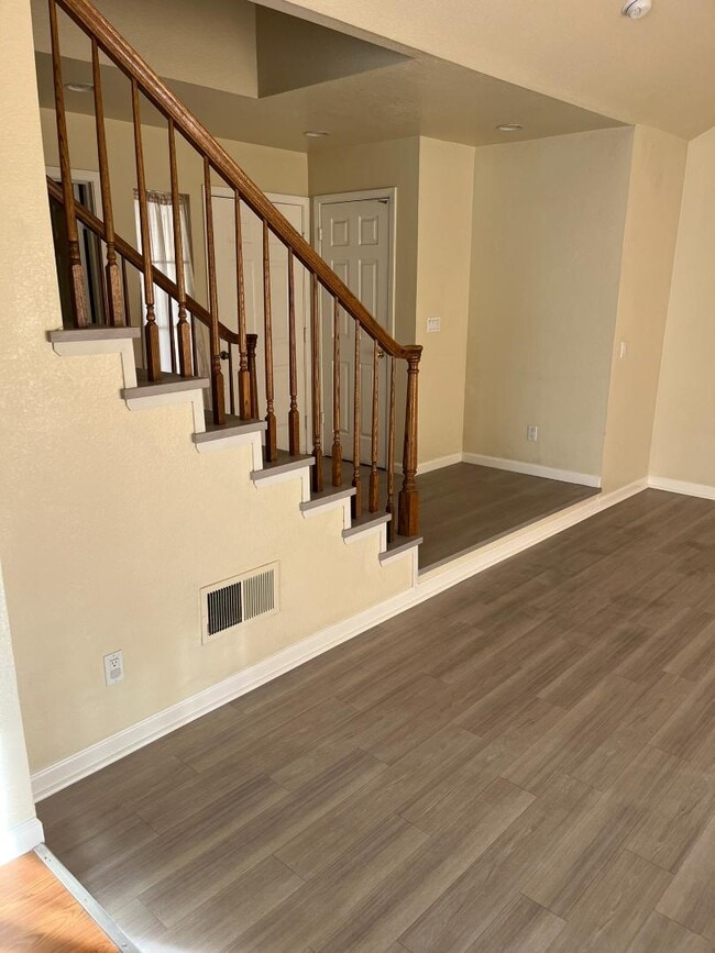 Building Photo - 7651 Church St