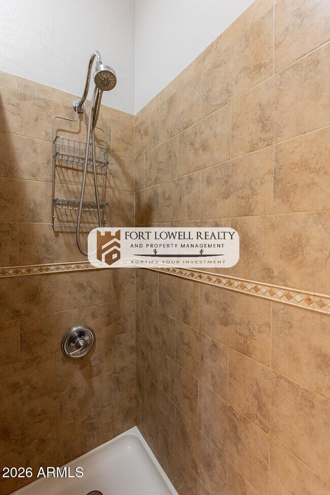 Building Photo - 13354 W San Miguel Ave