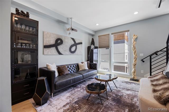 Building Photo - 3566 W 16th Ave