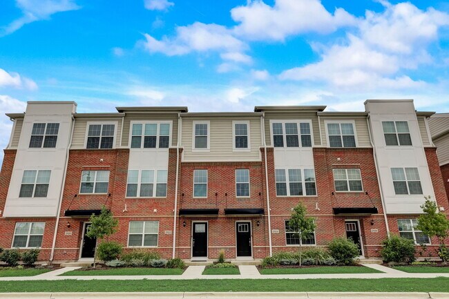 Building Photo - 2924 Reflection Dr