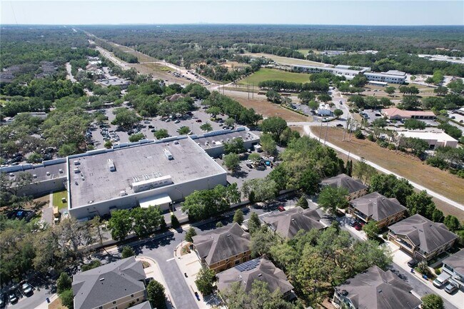 Building Photo - 16604 Kingletside Ct