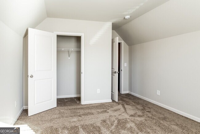 Building Photo - 23 Fern Walk