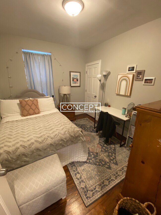 Building Photo - 16 Sewall St