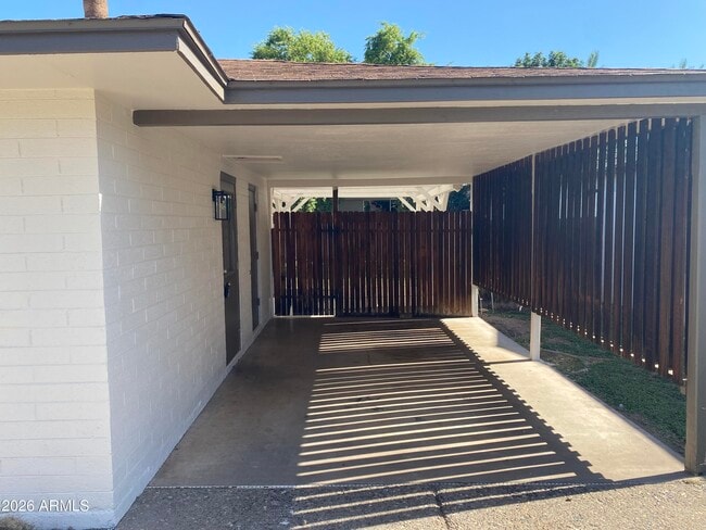 Building Photo - 3207 E Medlock Dr