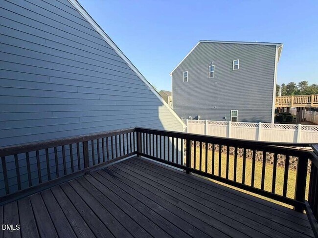 Building Photo - 112 Brier Summit Pl