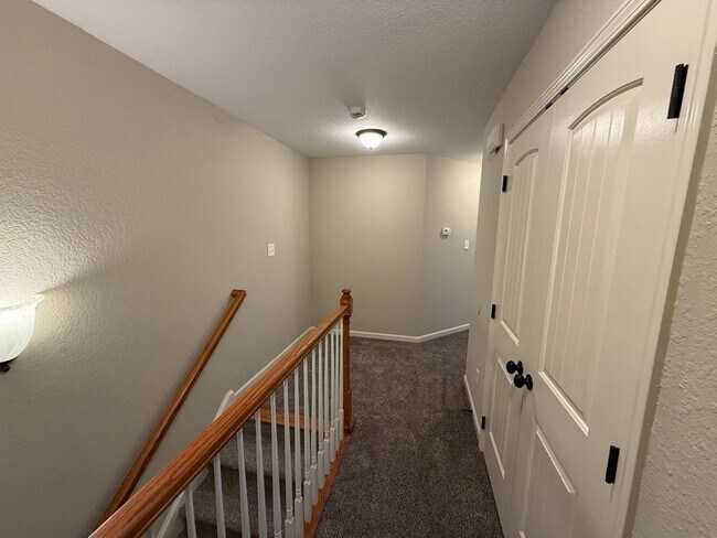 Building Photo - 2403 Talbott Way