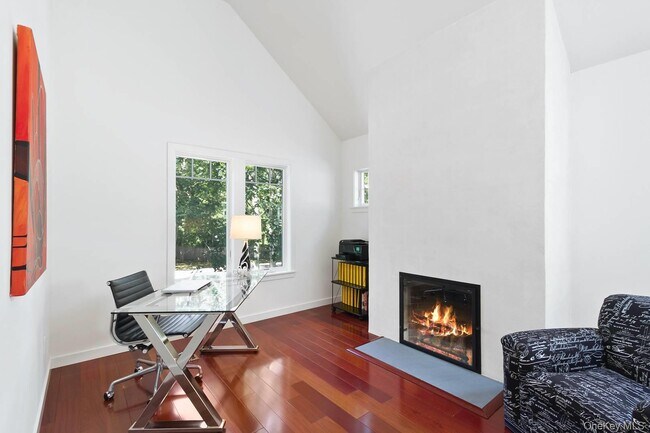 Building Photo - 12 Partridge Dr