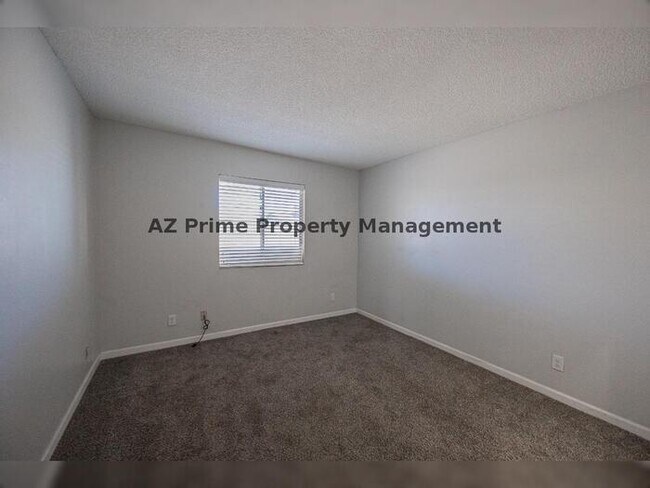 Building Photo - 321 W Winston Dr