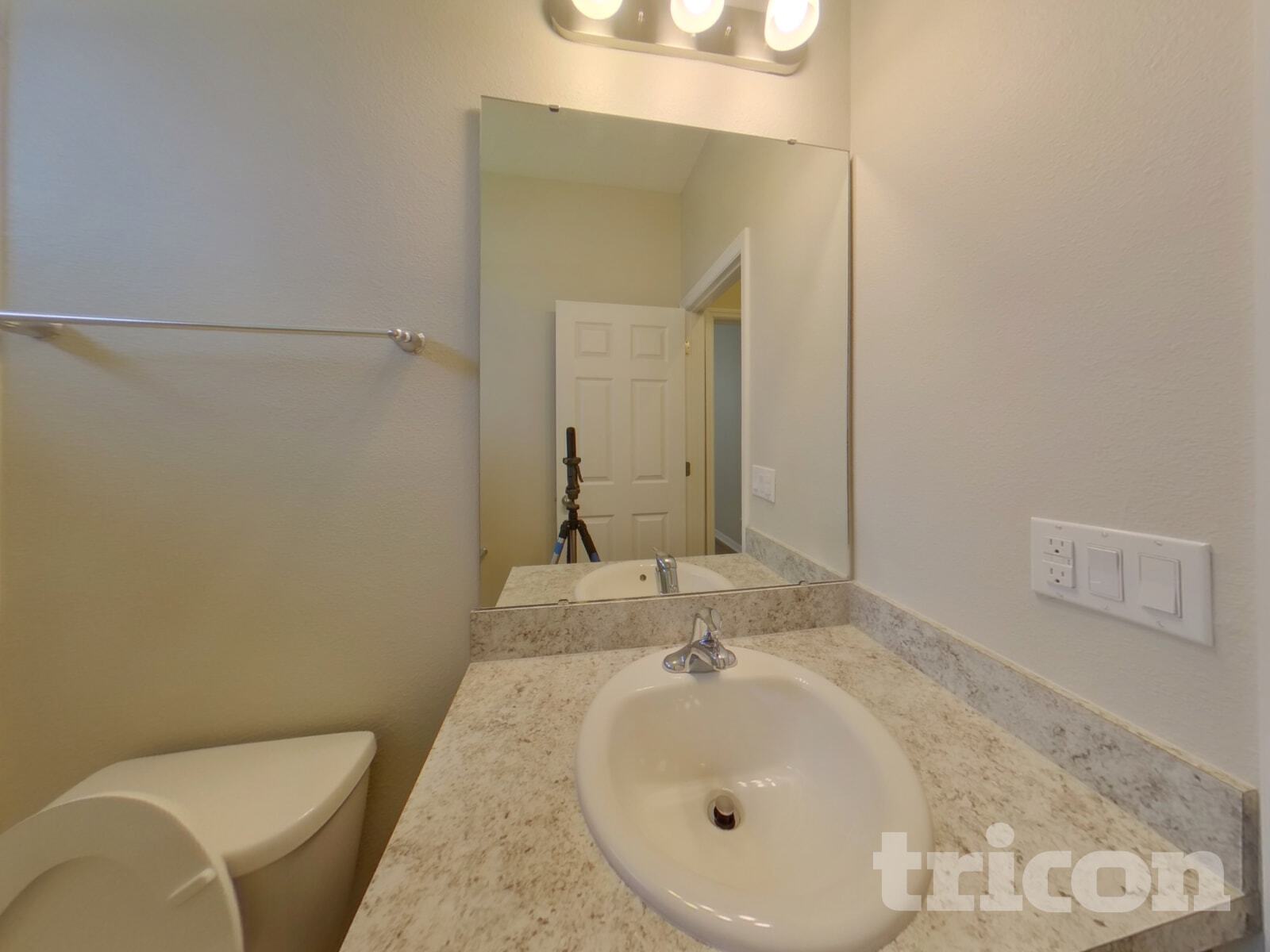 Building Photo - 37124 Scenic Ridge Dr