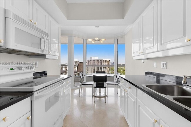 Building Photo - 21055 Yacht Club Dr