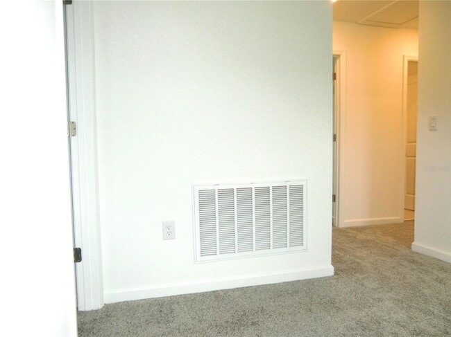 Building Photo - 2731 Runners Cir