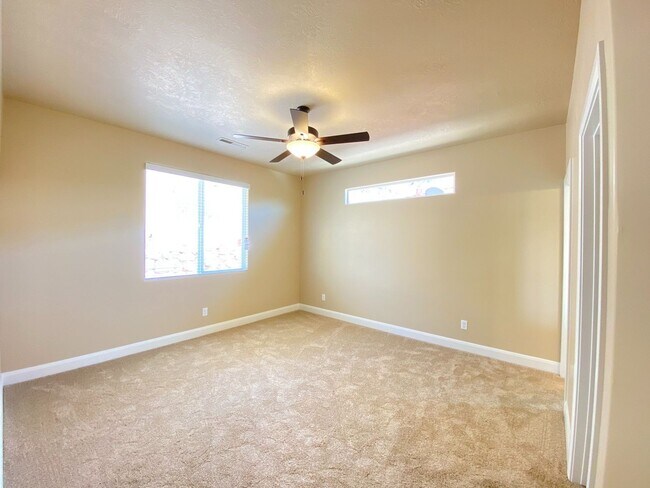 Building Photo - 3 Bed 2 Bath Home in Hurricane