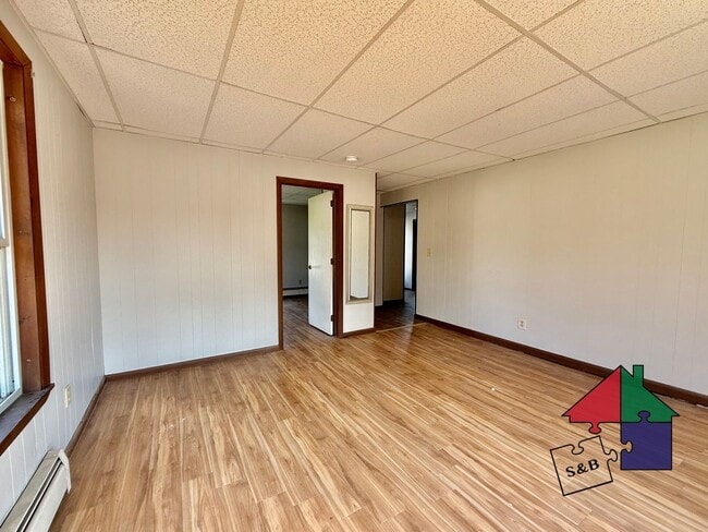 Building Photo - 63 Brook St