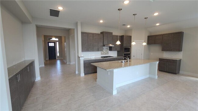 Building Photo - 2116 Palmera Ridge Blvd