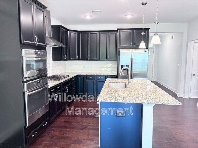 Building Photo - 1309 Little Hills Dr