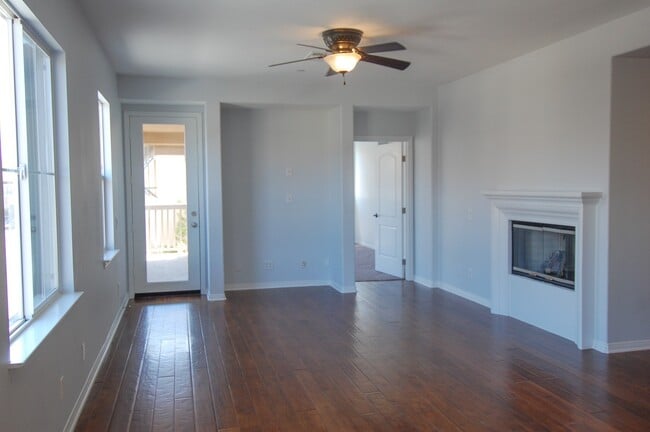 Building Photo - Bright and Spacious Two Bedroom/Two Bath Condo in Talega!! Call Steve Conrad- 949-542-8347