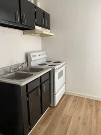 Building Photo - 2717 Slevin St