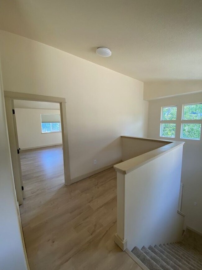 Building Photo - 20166 Merriewood Ln