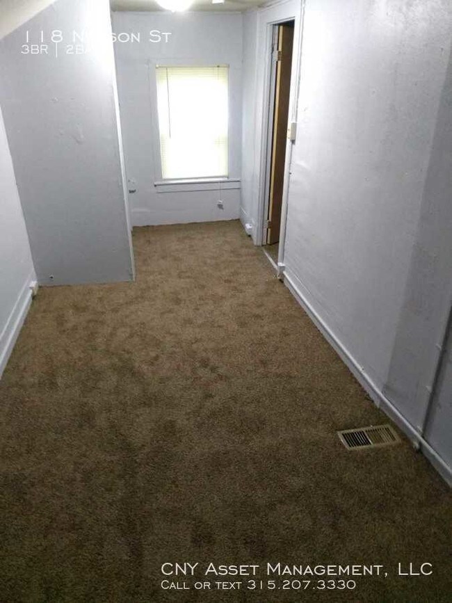 Building Photo - 3 Bedroom/2 Bath Single family House For Rent
