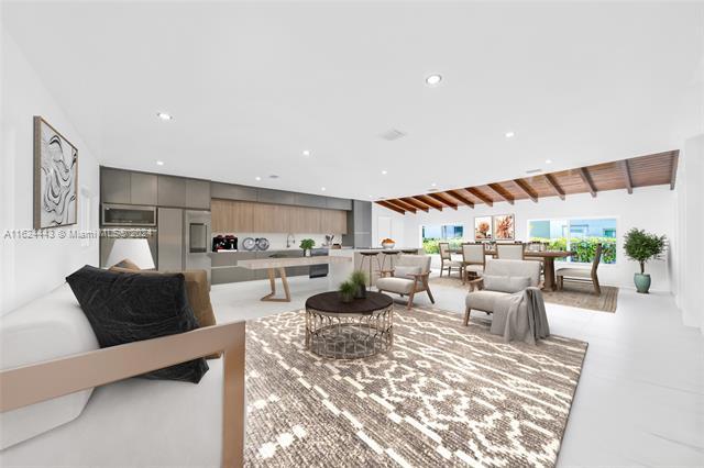 Building Photo - 400 Sansovino Ave