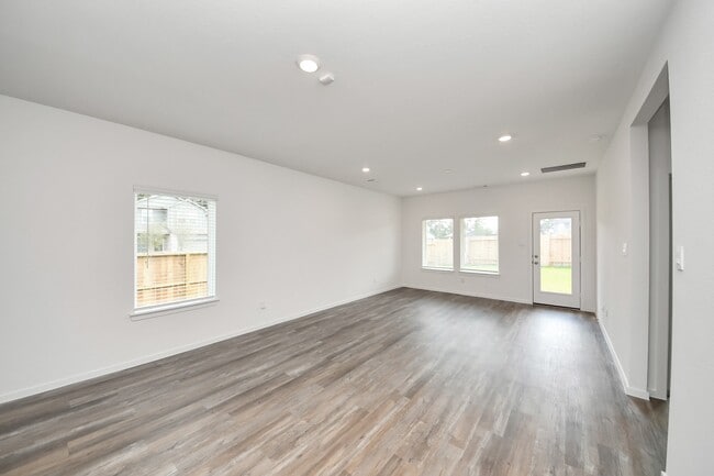 Building Photo - 1358 Heather Rosewood Ln